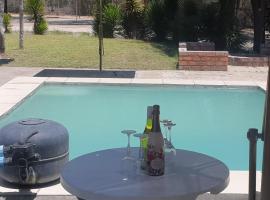 Paradise Camp Game Lodge, hotel em Grootfontein
