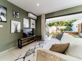 Magnifique villa avec jacuzzi Proximité mer, hotell sihtkohas Saint-Joseph