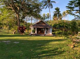 Vila Del Mare Oceanfront Villas, caba&ntilde;a o casa de campo en Port Vila