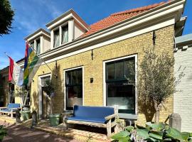 Hotel Buren, hotell i West-Terschelling