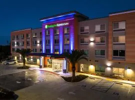Holiday Inn Express & Suites Hawaiian Gardens by IHG