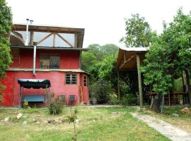 Casa en el campo en Quebrada Alvarado, hotel em Olmué