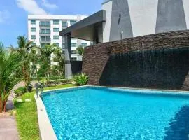 Arcadia Beach Continental