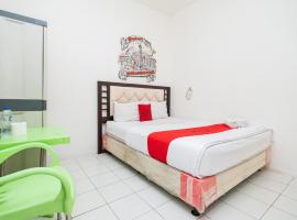 RedDoorz near STAN, ξενοδοχείο σε Τάνγκερανγκ