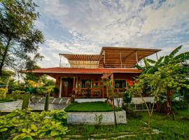 6Tamarind โรงแรมในGholvad