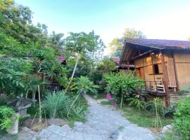 SPOT ON 93511 Rinjana Homestay, hotel with parking in Tanjung