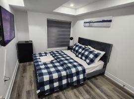 New Modern room in Innisfil, hotel in Innisfil