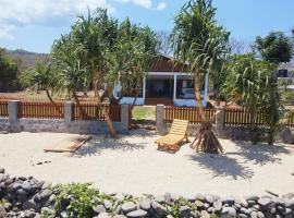 Batu Bulat Villa Lakey Peak &ndash; hotel przy plaży 