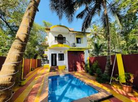 Js Private villa with pool, hotel di Calangute