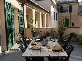 The Seven Residence