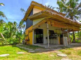 Tropical Haven with Dedicated Office Space in Siargao, parkolóval rendelkező hotel General Lunában
