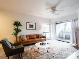 Newark 2br w balcony ac near farmers market SFO-1606