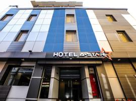 Hotel A Star - 50 Meter From Golden Temple, hotel in Amritsar