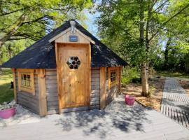 Nedleys Glamping, hotel com estacionamento em Saint-Barbant