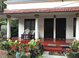 Marari John Villa, hotel in Mararikulam