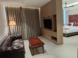 Hotel k11, hotel in Solan