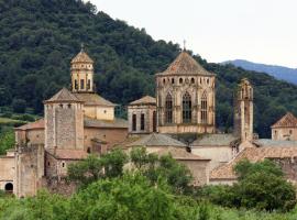 Apartaments Ca La Pauleta, hotel cerca de Monasterio de Poblet, Espluga de Francolí