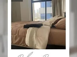 Heart of Abu Dhabi - Nice Affordable Master Room