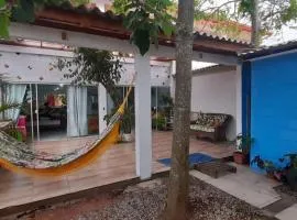 Casa a 300 metros da Praia da Pinheira ,3 km da Guarda do Embaú Sc