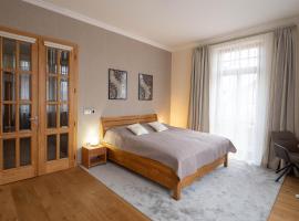 Executive 2-Bdrm central suite, apartemen di Usti nad Labem