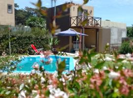 Caba&ntilde;a Colinas Verdes La Tamarita Sierra de los Padres