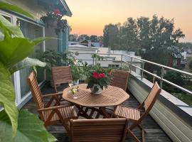 HermiinStay - apartment with sauna and hot tub, hotel com banheiras de hidromassagem em Tartu