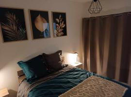 Maisonnette abj, Hotel in Anneyron