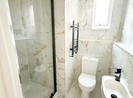 FOSSE LUXURY ROOMS, ubytování v soukromí v destinaci Leicester