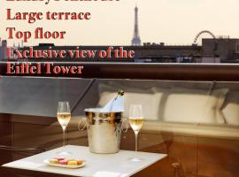 Luxury Penthouse Eiffel Tower view、イシー・レ・ムリノーのホテル
