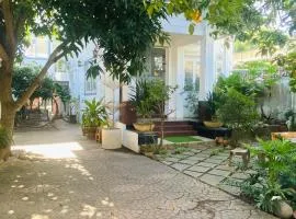 Homestay Cô Gái Việt