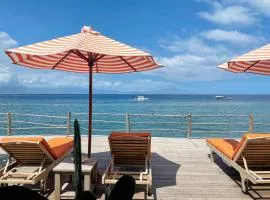 VnS Beachfront Guesthouse