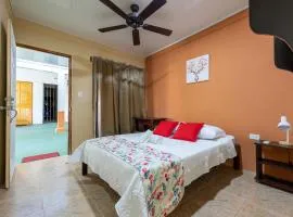 El Cocobolo Food&Rest Room 4 Bed and Breakfast WiFi AC Pkg gratis