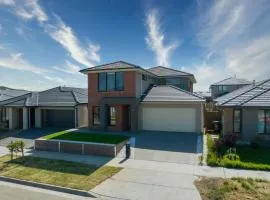 Modern new Homly House at Clyde