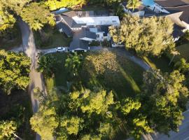 Luxury Estate on Old Cutler, Hotel in Palmetto Bay