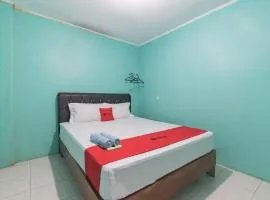 RedDoorz near Pantai Ujung Genteng