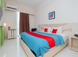 RedDoorz Premium @ Jalan Veteran Bojonegoro, hotel u gradu Bojonegoro