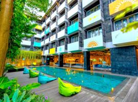 IKOSHAROLD Suites Seminyak, hotel en Seminyak