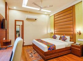 FabHotel Prime Noida Sector 63, hotel in Noida