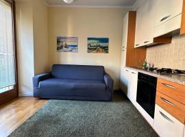 Apartment BelLenno, hotel em Lenno