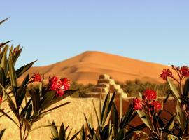 La Vallée des Dunes - Auberge, bivouacs et excursions: Merzouga şehrinde bir Oda ve Kahvaltı