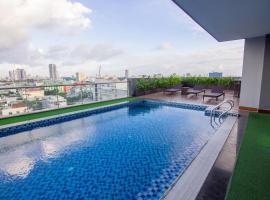 Quoc Cuong Hotel & Apartment Danang by Haviland โรงแรมใกล้สนามบินนานาชาติดานัง - DADในดานัง