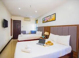 Quoc Cuong Hotel & Apartment Danang by Haviland、ダナンにあるダナン国際空港 - DADの周辺ホテル