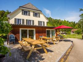 La Ferme du Bonheur - Chez l'Gaby, maison d'hôtes à Porrentruy