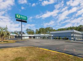 Quality Inn & Suites Hardeeville - Savannah North, hotell i Hardeeville