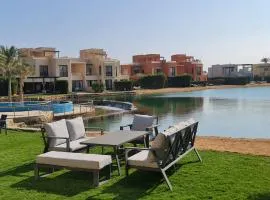 Luxury 3BR Townhouse, Tawila, El Gouna, Lagoon & Pool access