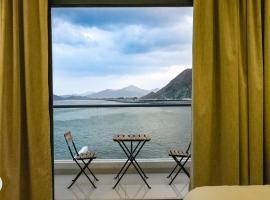 Sea Breeze Villa, hotel di Fujairah