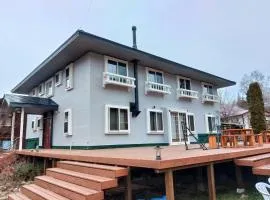 Stella八ヶ岳原村-星空,サウナ,BBQ,大型スクリーンを楽しめる八ヶ岳の貸切宿