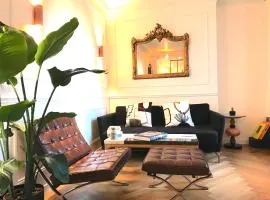 Montmartre Parisian Apartment - Full 51 m2