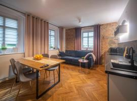 Apartamenty Śnieżna 12 Lądek- Zdr&oacute;j, lejlighedshotel i Lądek-Zdr&oacute;j