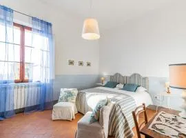 Delicious Apartment Among Crete Senesi and Spa!